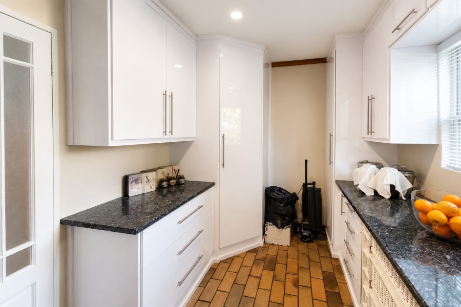 4 Bedroom Property for Sale in Pentagon Park Free State